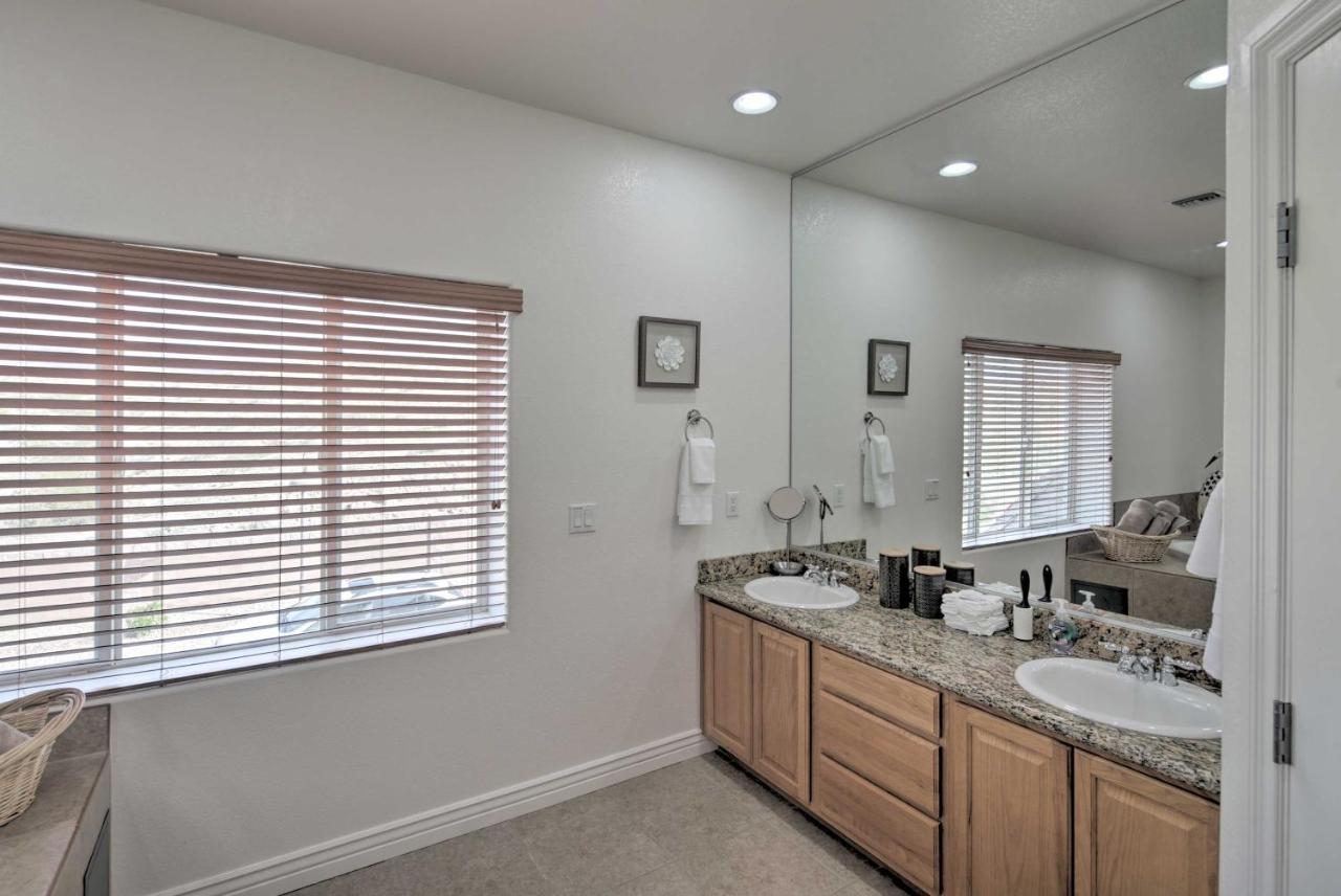 Desert Condo With Pool About 3 Miles To Colorado River! บูลเฮดซิตี ภายนอก รูปภาพ